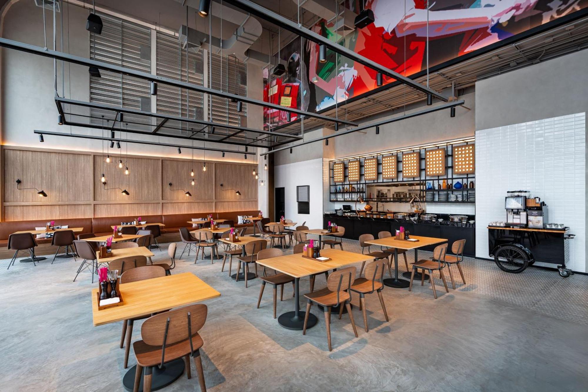 Hotel Moxy Bangkok Ratchaprasong Esterno foto
