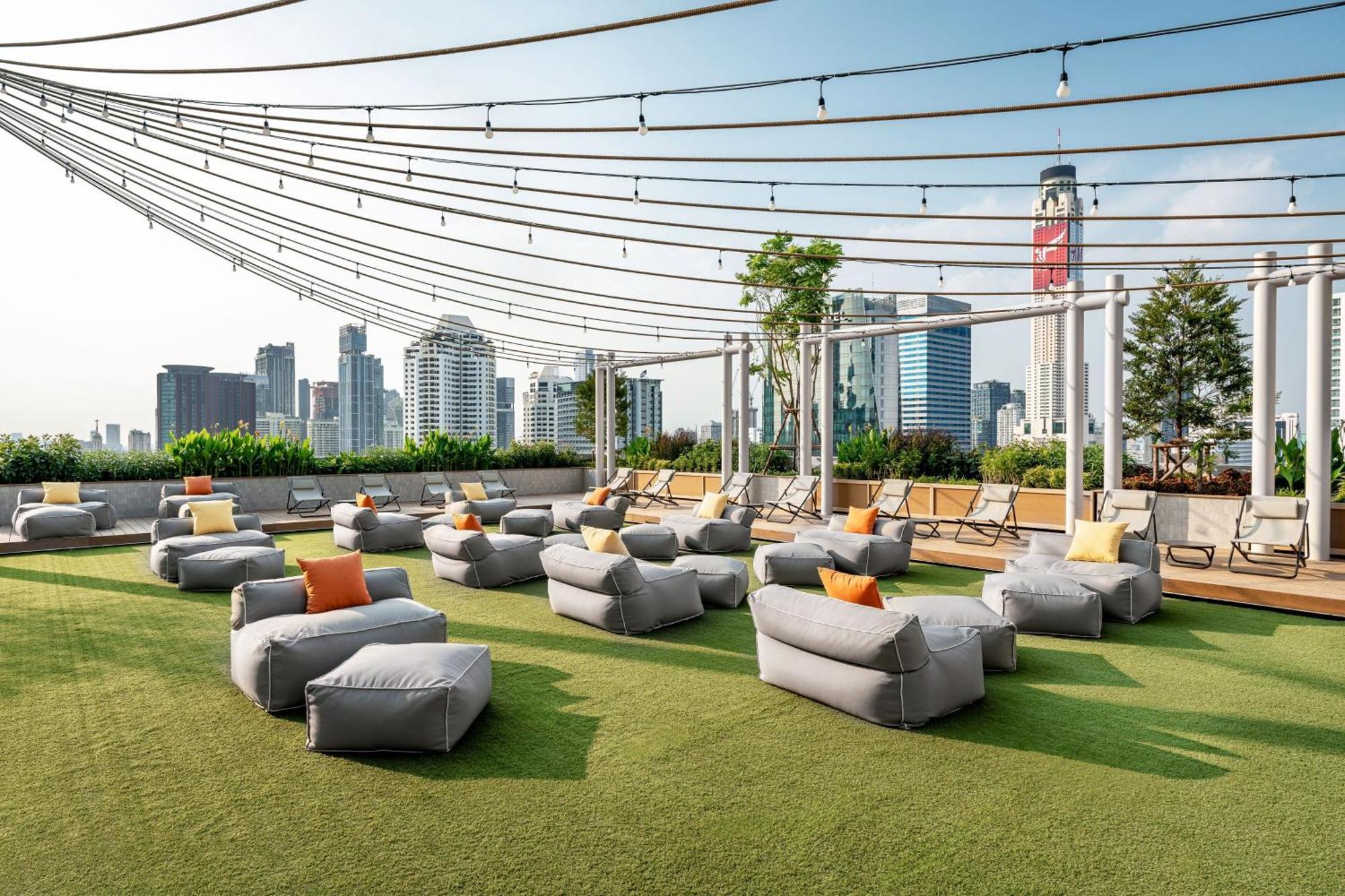 Hotel Moxy Bangkok Ratchaprasong Esterno foto