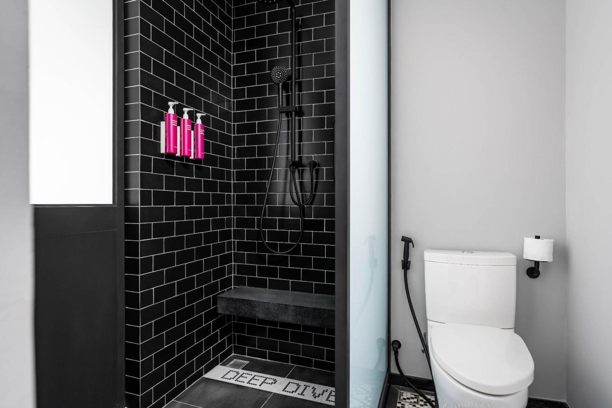 Hotel Moxy Bangkok Ratchaprasong Esterno foto