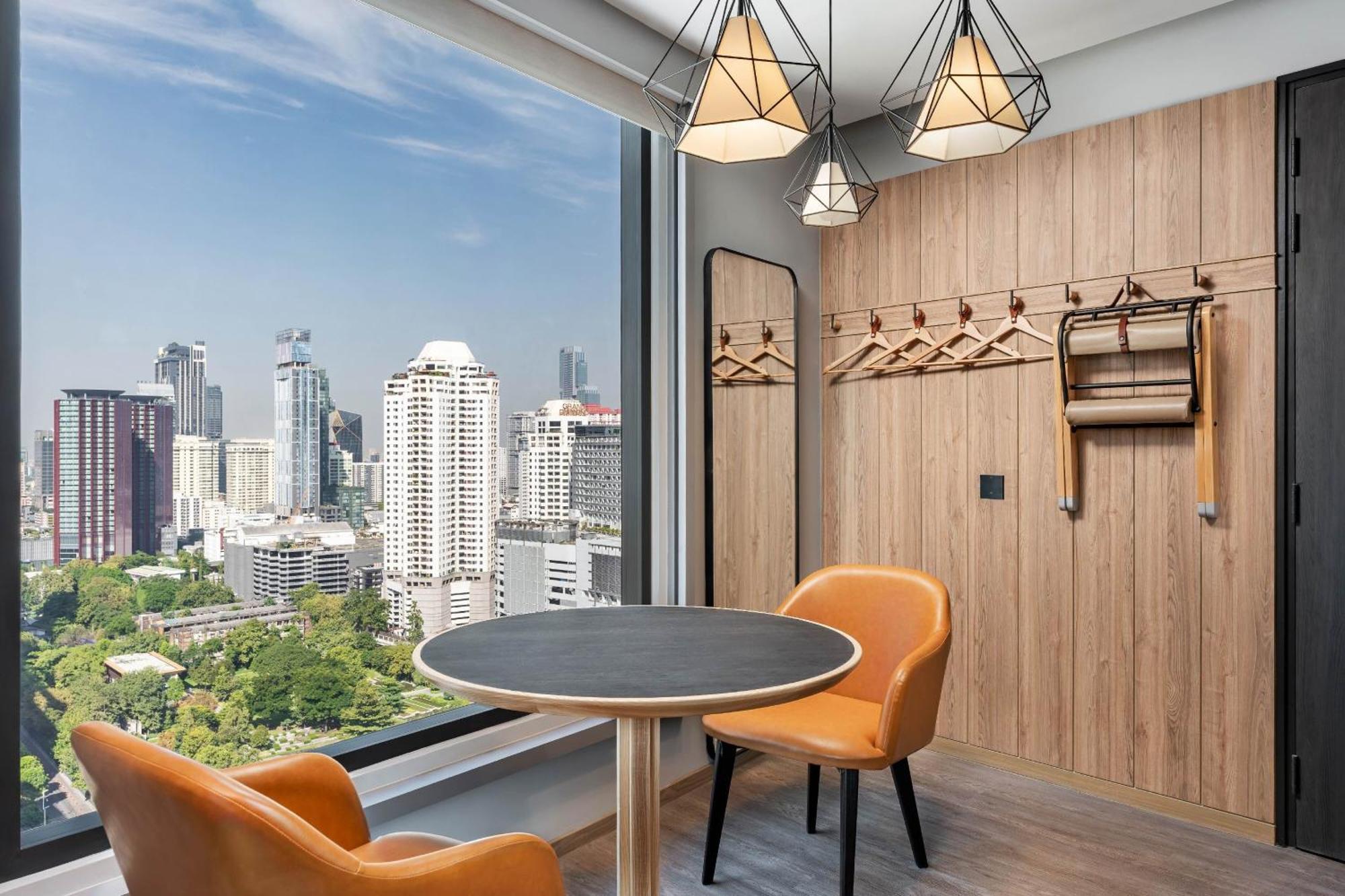 Hotel Moxy Bangkok Ratchaprasong Esterno foto